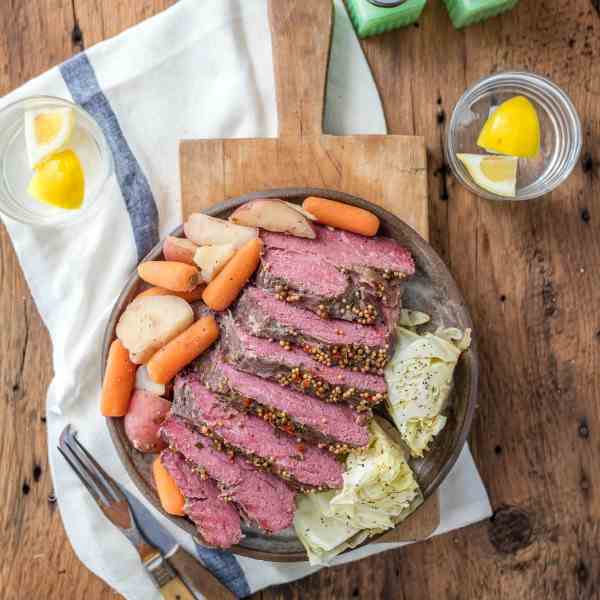 Slow Cooker Corned Beef - Cabbage
