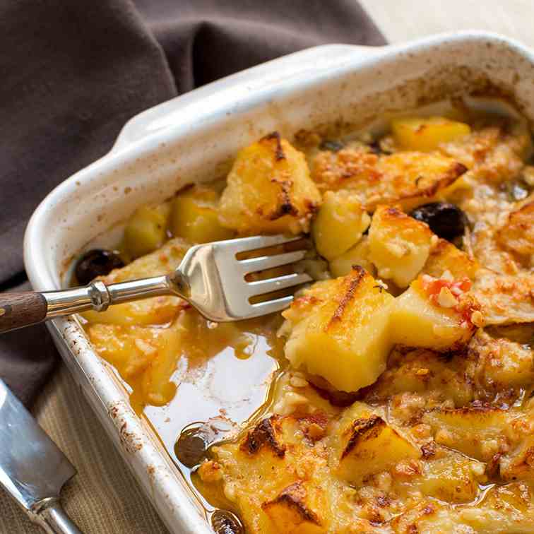 Monkfish in the oven with potatoes