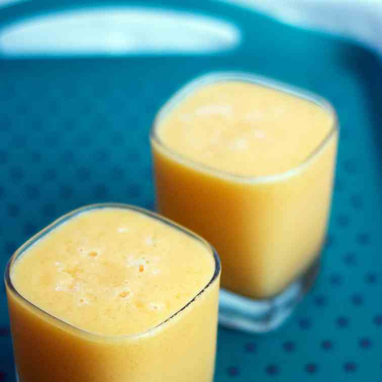 Papaya Pineapple Orange Smoothie