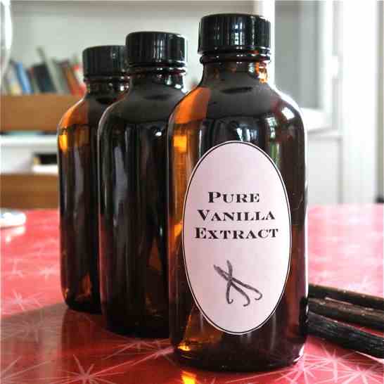 Homemade Vanilla Extract