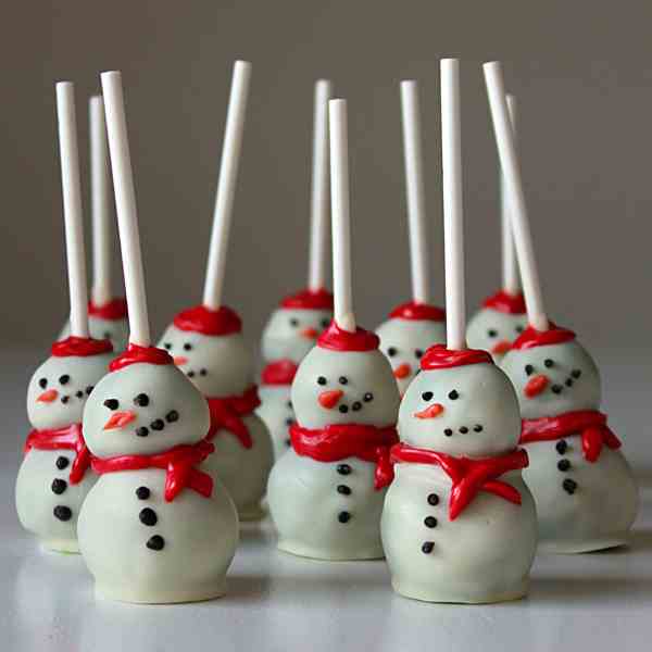 Snowman Cake Pops