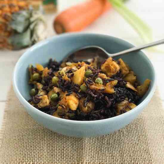 Cashew Nut, Pineapple and Tempeh Fried Ric