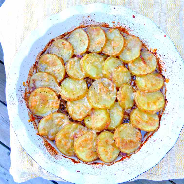 Ground Beef, Onion and Potato Casserole