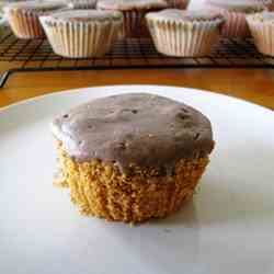 Mini Peanut Butter Chocolate Cheesecakes