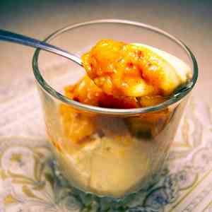 Yogurt Panna Cotta with Spicy Mango Sauce 