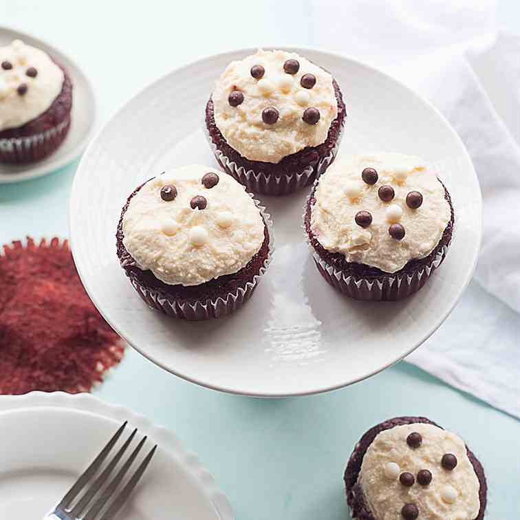 Red devil beet cup cakes