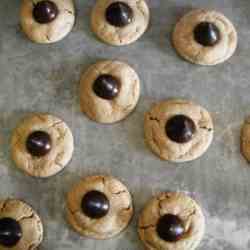 Peanut Butter Kiss Cookies [Gluten Free]