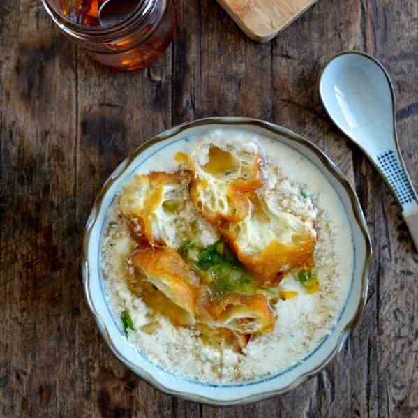 SAVORY SOY MILK SOUP w/ FRIED DOUGH (Dou J