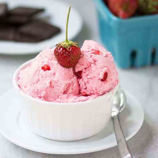 Maple Sweetened Strawberry Ice Cream