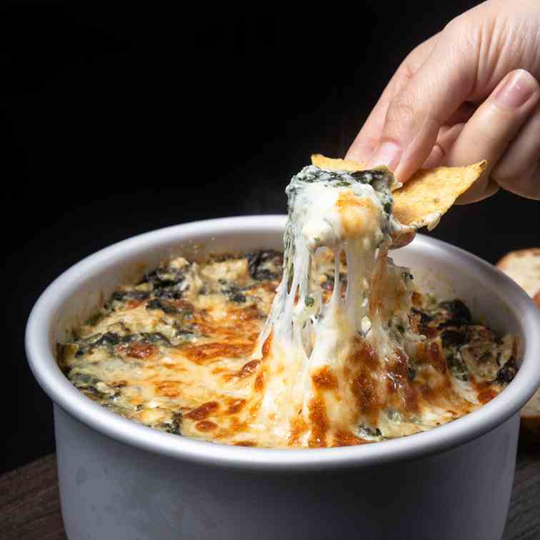 Instant Pot Spinach Artichoke Dip