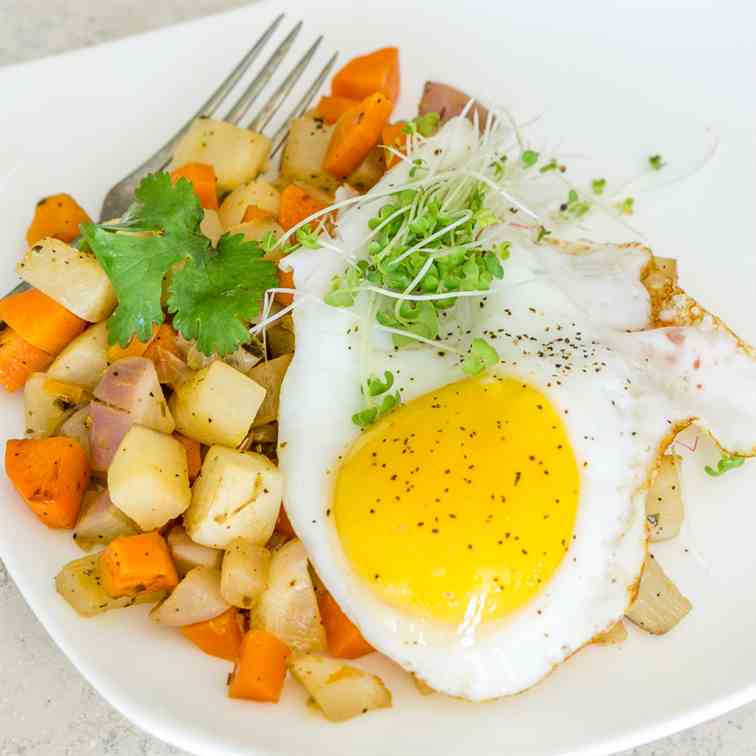 Vegetable Hash with a Fried Egg