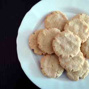 Tahini & Almond Cookies