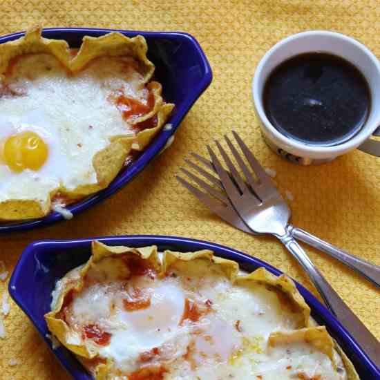 Baked Chipotle Huevos Rancheros