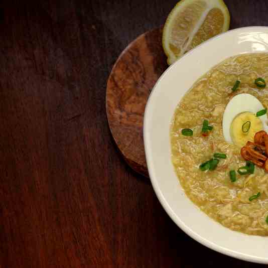 Arroz Caldo with Chicken and Garlic Chips