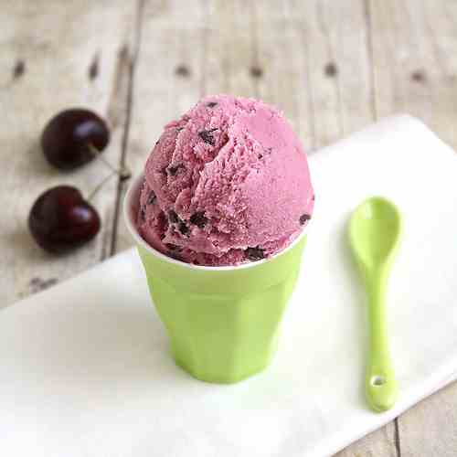 Cherry Chocolate Chip Ice Cream