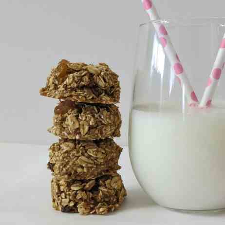 Cinnamon and Raisin Granola Cookies