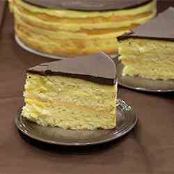 Boston Cream Pie: A Special Thanksgiving D