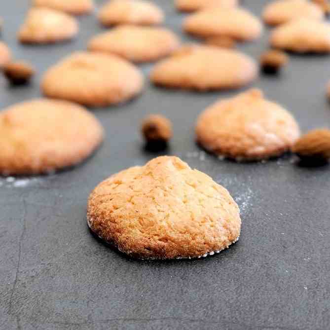 orange dacquoise biscuits