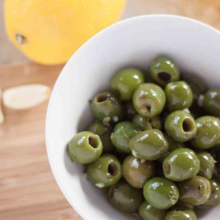 Lemon Garlic Olives