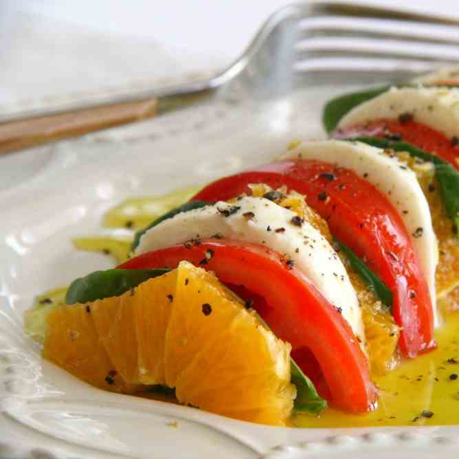 California Caprese Salad