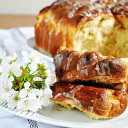 Yoghurt dough sweet bread