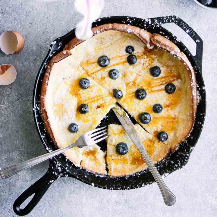 Lemon Marscarpone Dutch Baby Cake