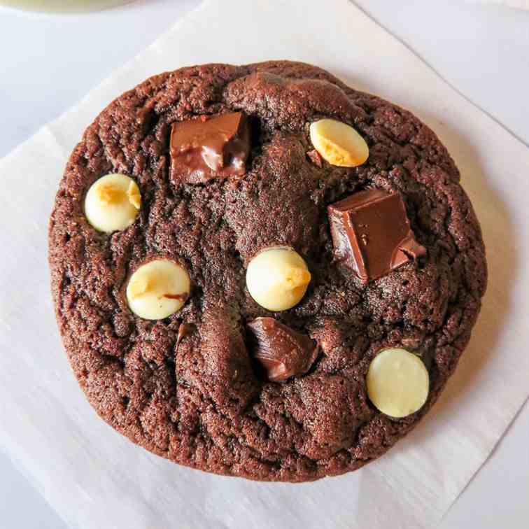 Chewy Triple Chocolate Cookies