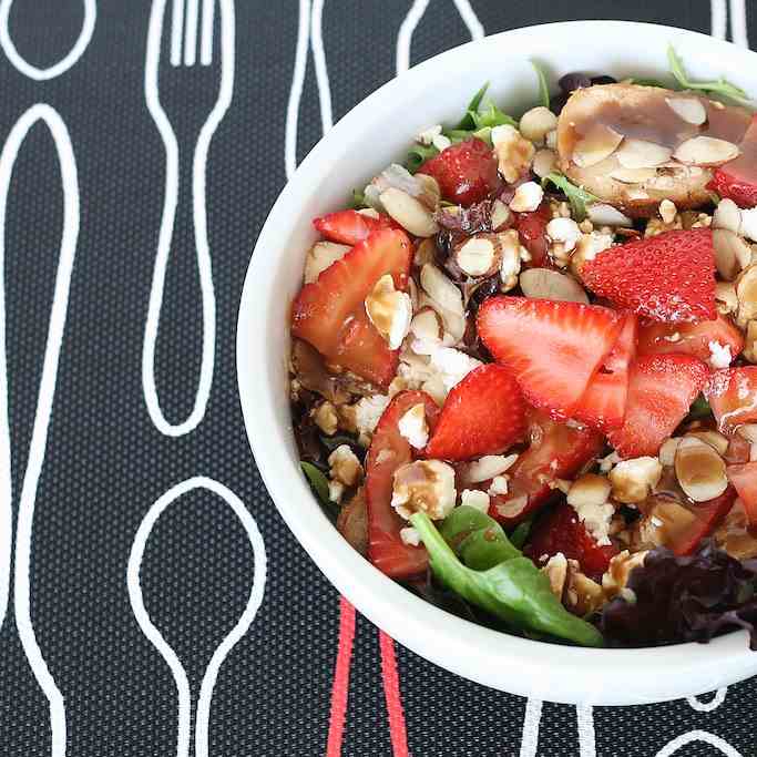 Strawberry Salad with Balsamic Vinaigrette