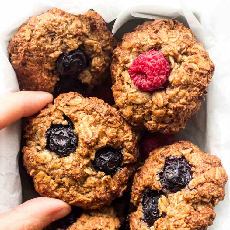 Vegan breakfast cookies