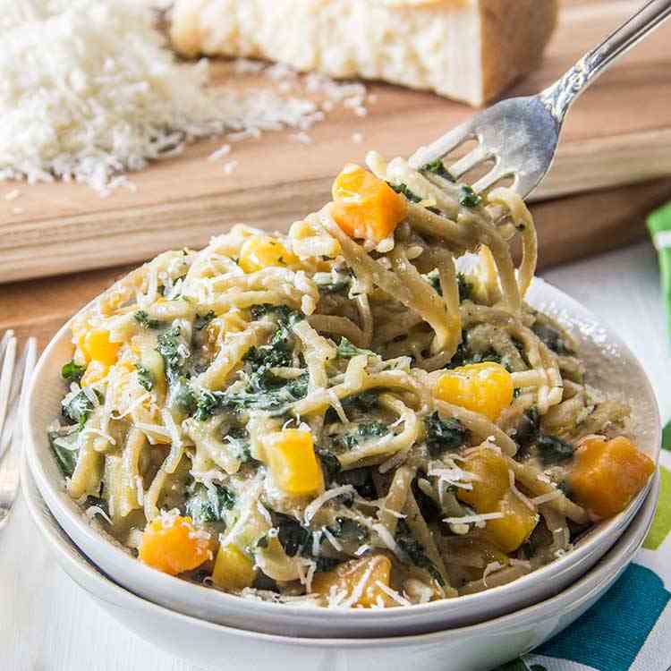 One Pot Pasta with Squash & Kale