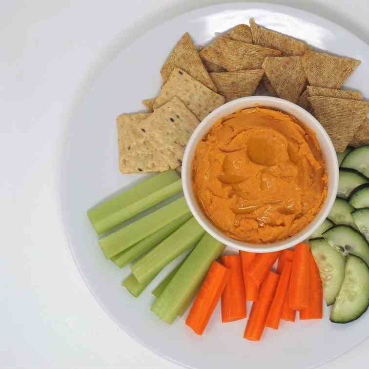 Sriracha Hummus