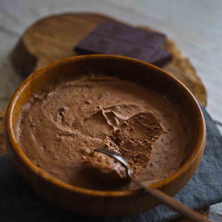 2 Ingredient Chocolate Mousse