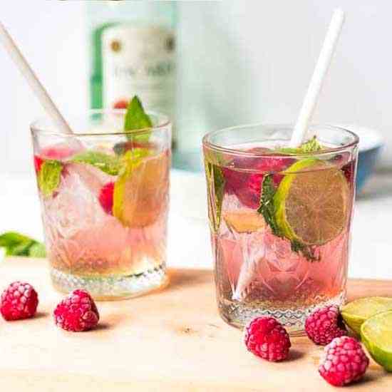 Raspberry mojito