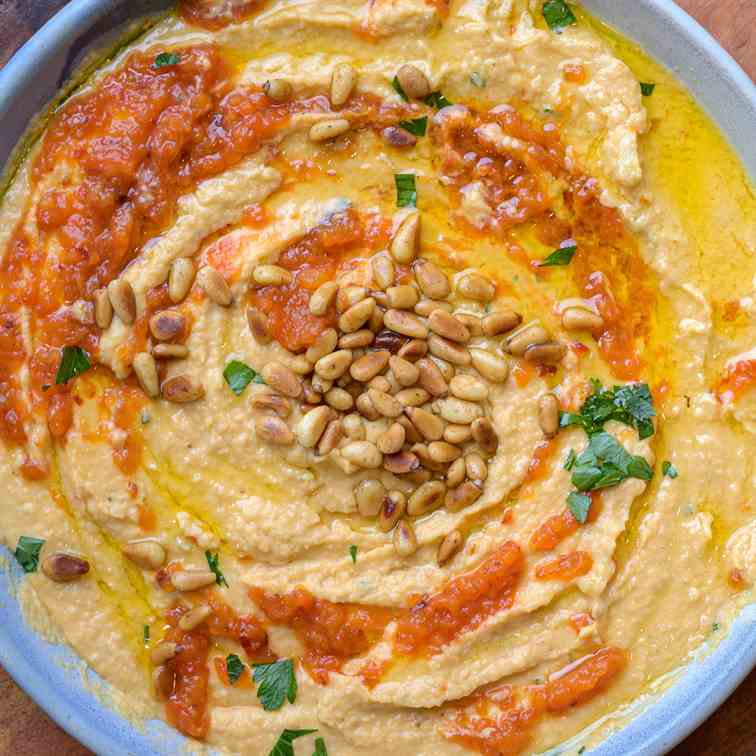 Roasted Red Pepper and Garlic Hummus