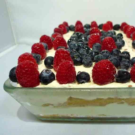 Berry Cheese Tiramisu