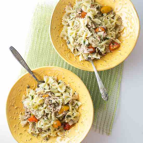 Easy Tuna and Tomato Pasta 