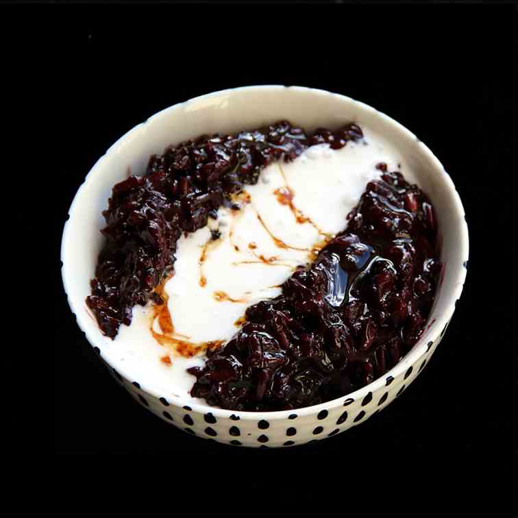 Black rice with coconut milk