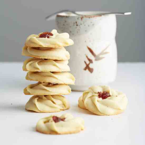 Shortbread Cookies with Jam