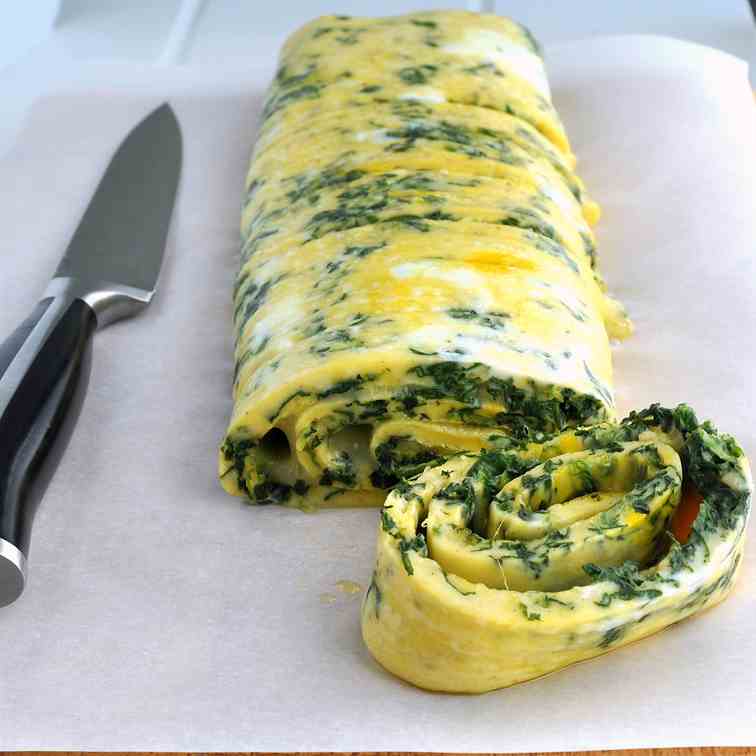Spinach and Cheddar Rolled Omelet