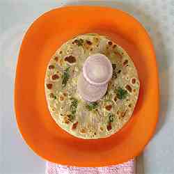 Tandoori Pyaaz Kulcha