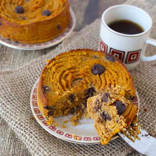 Mini Pumpkin and Chocolate Chip Cakes