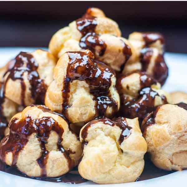 Profiteroles