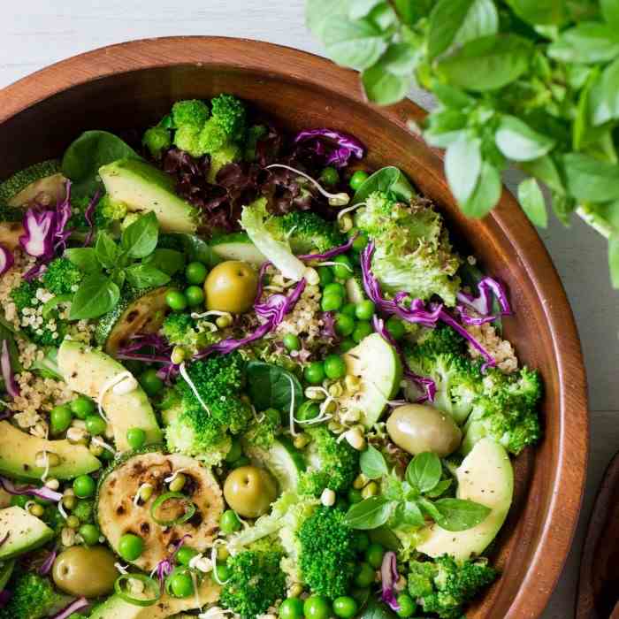 Quinoa superfood salad