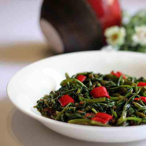 Stir fry belacan kangkung