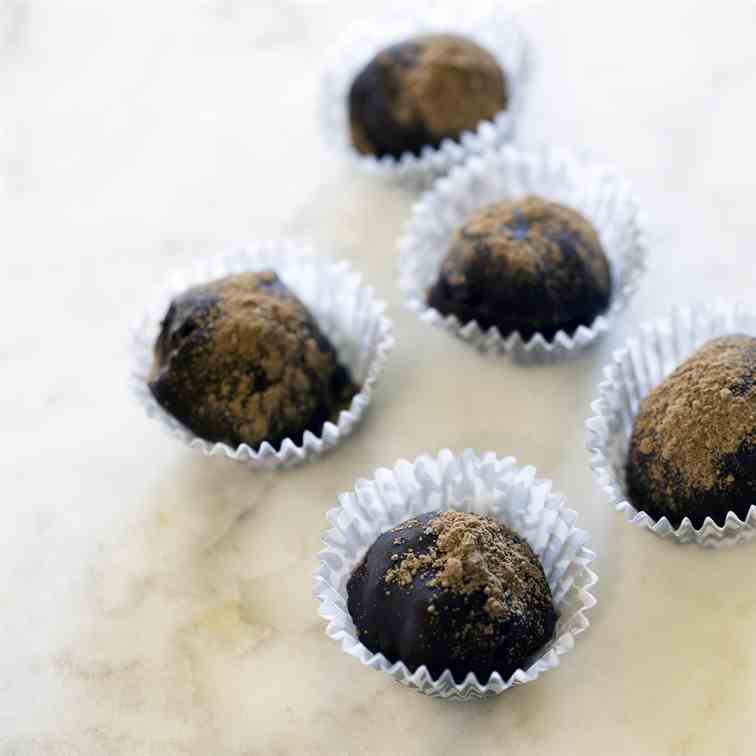 Chocolate Almond Butter Truffles