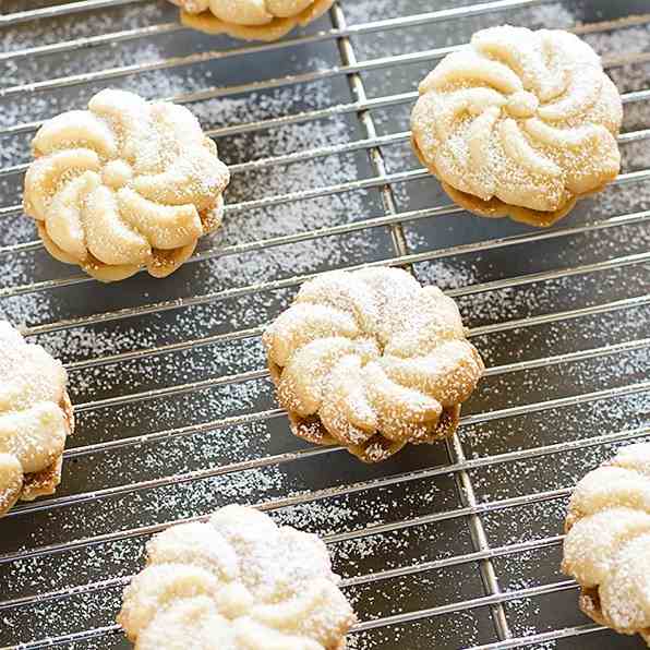 Alfajores Spritz Cookies