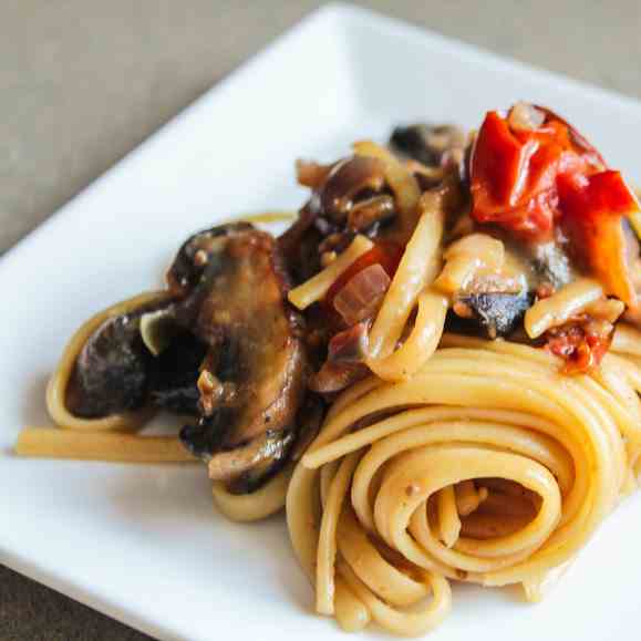 Linguine with Creamy Roasted Tomatoes 