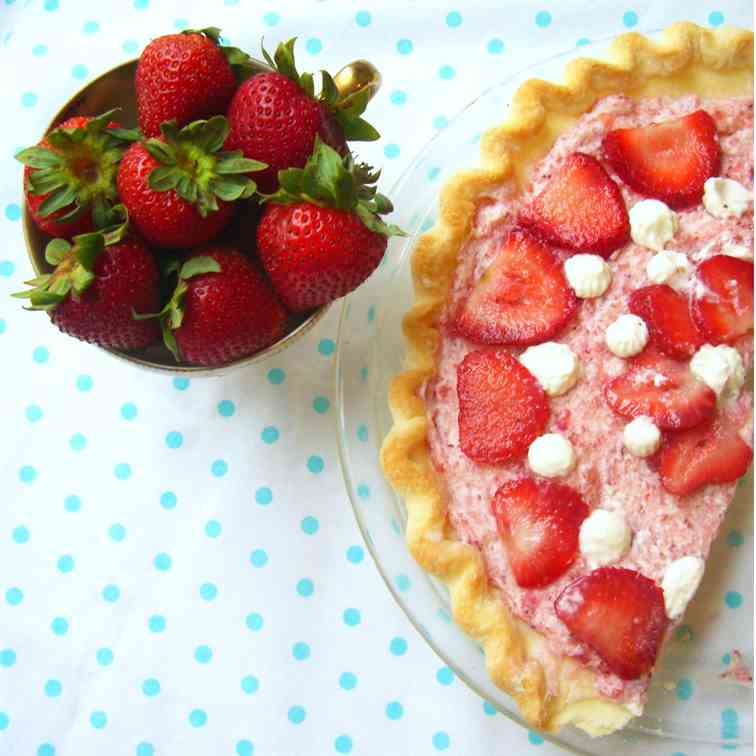 Strawberry Chiffon Pie