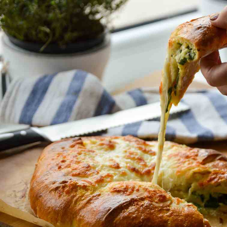 Spinach - Cheese Stuffed Bread