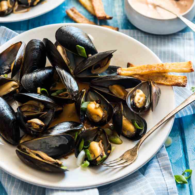 Oyster Sauce Steamed Mussels